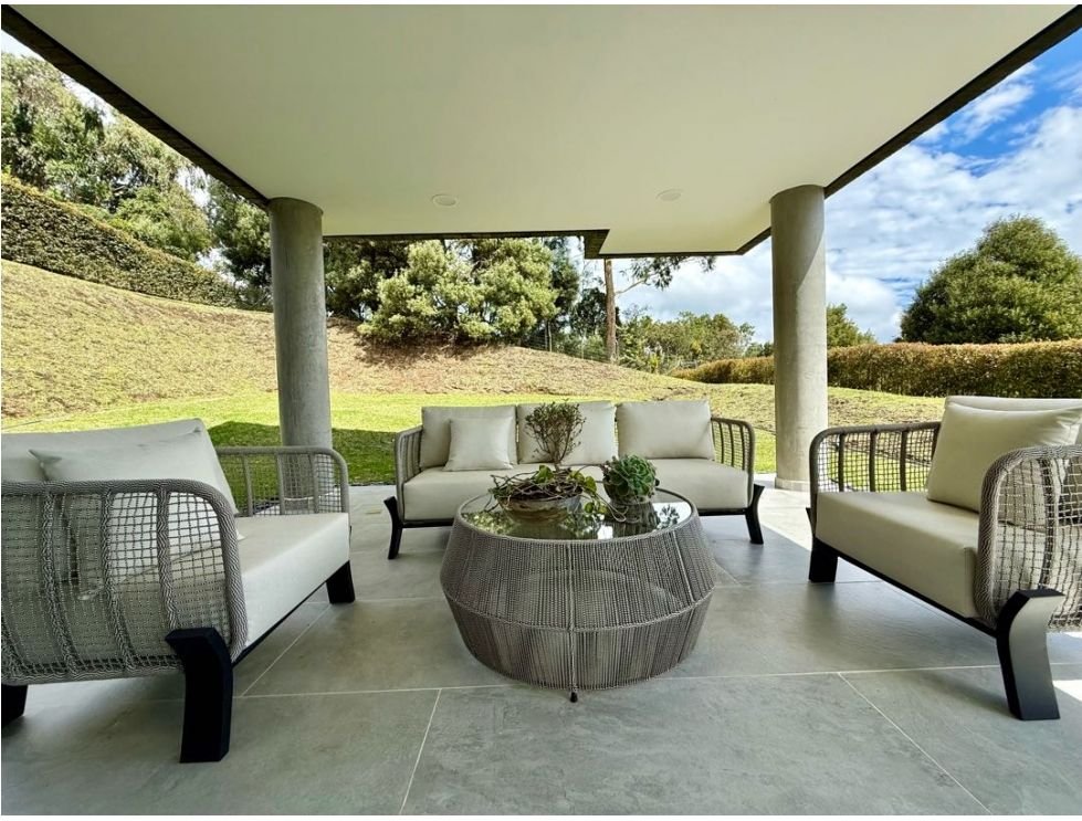 Exclusiva Casa campestre en Venta en alto de las Palmas  — 7