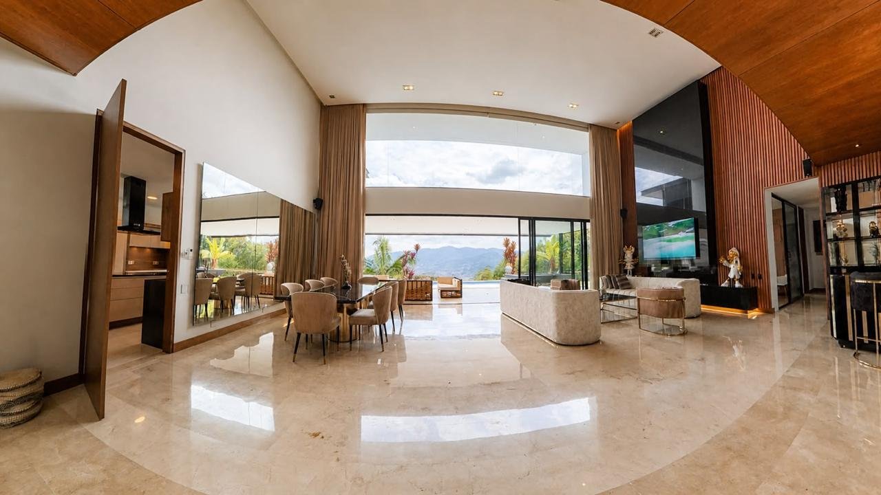 Luxury Villa for Short-Term Rental – Las Palmas, Medellín - 7