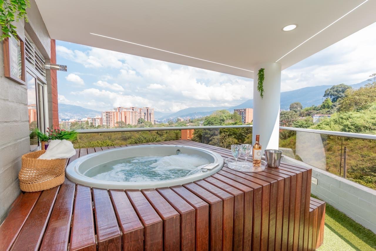 Apartamento Amoblado en Renta Moderno en Antillas, Envigado - Image 3