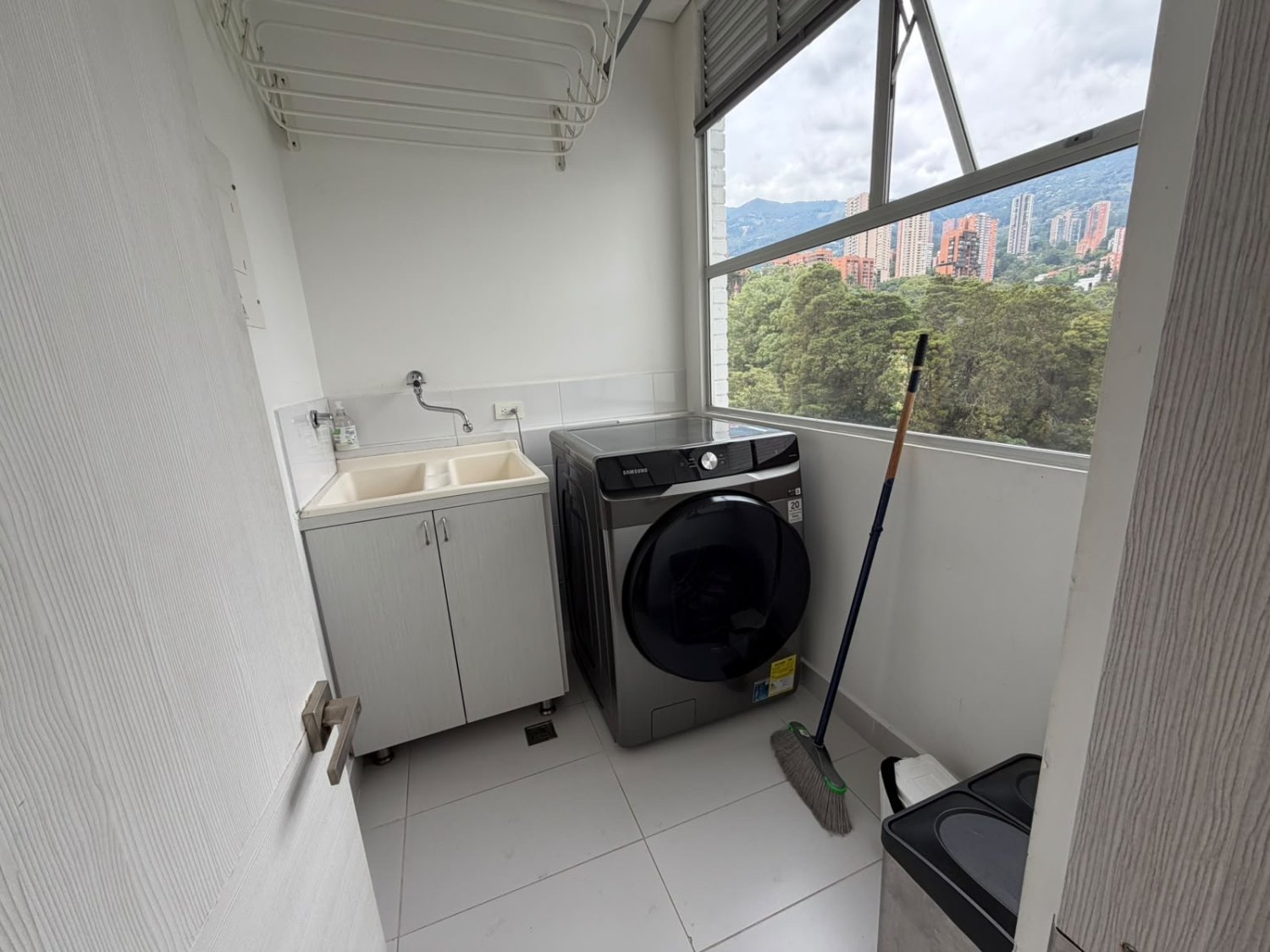 Apartamento semi amoblado en Poblado (Campestre)  — 15