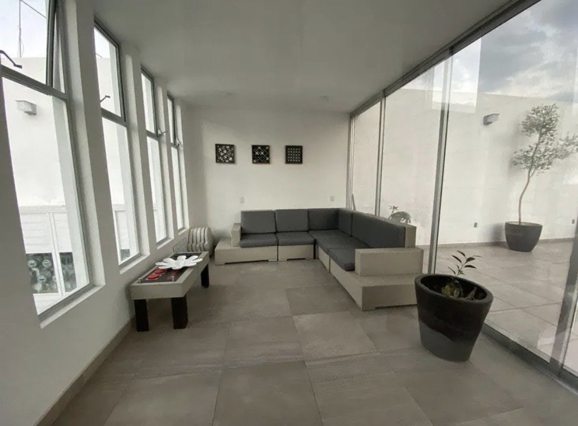 Renta Departamento en Cd. Granja, en $22,000.00 — 9