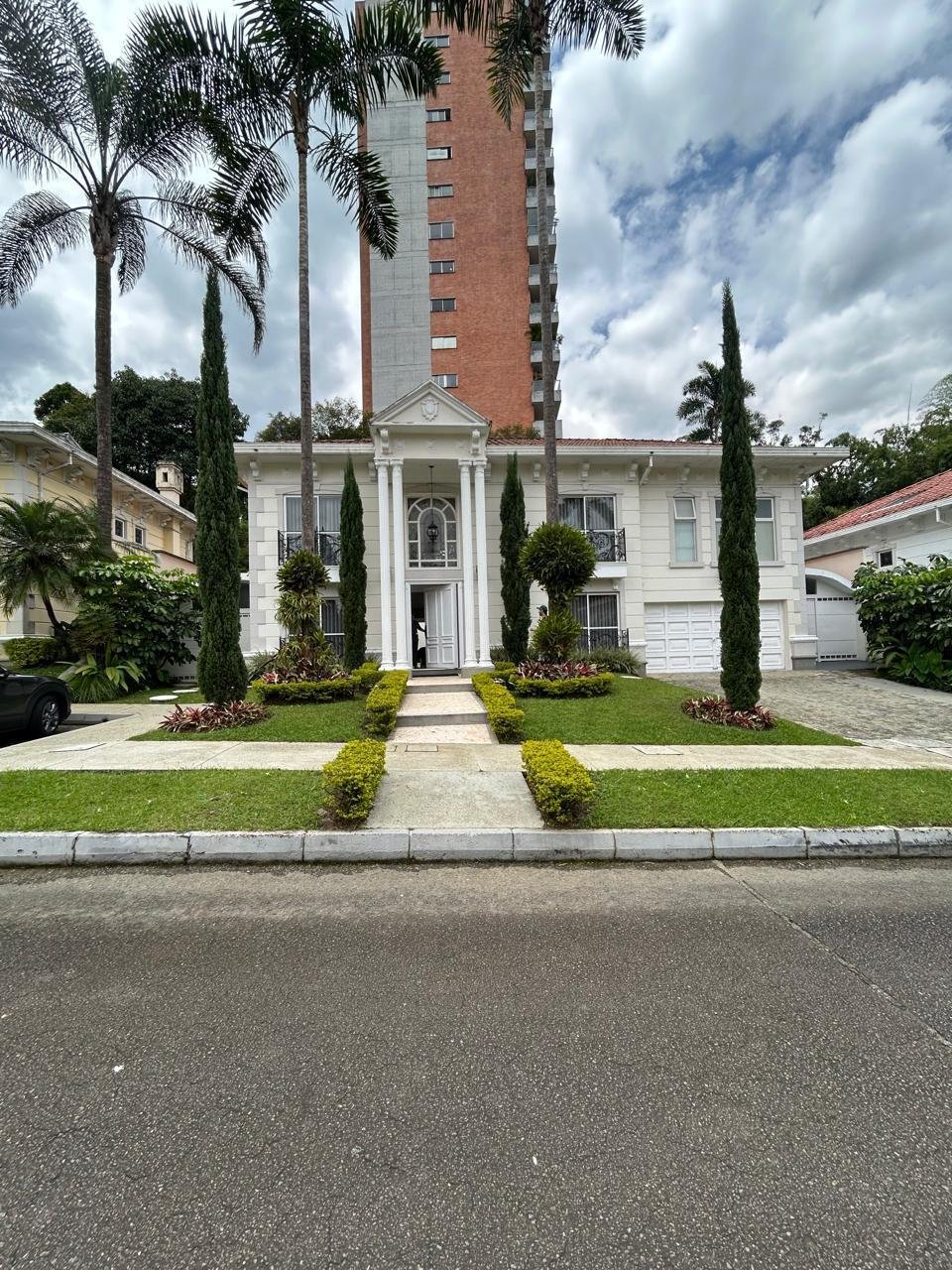 Se renta exclusiva casa en San Lucas pobladon - Image 2