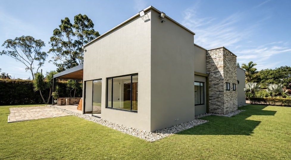 Exclusiva Casa campestre en Renta y venta Llano Grande  — 2