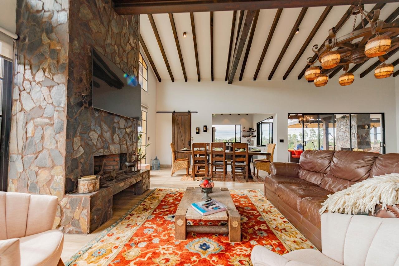 Luxury Country Estate for Sale – El Peñol, Antioquia - 14