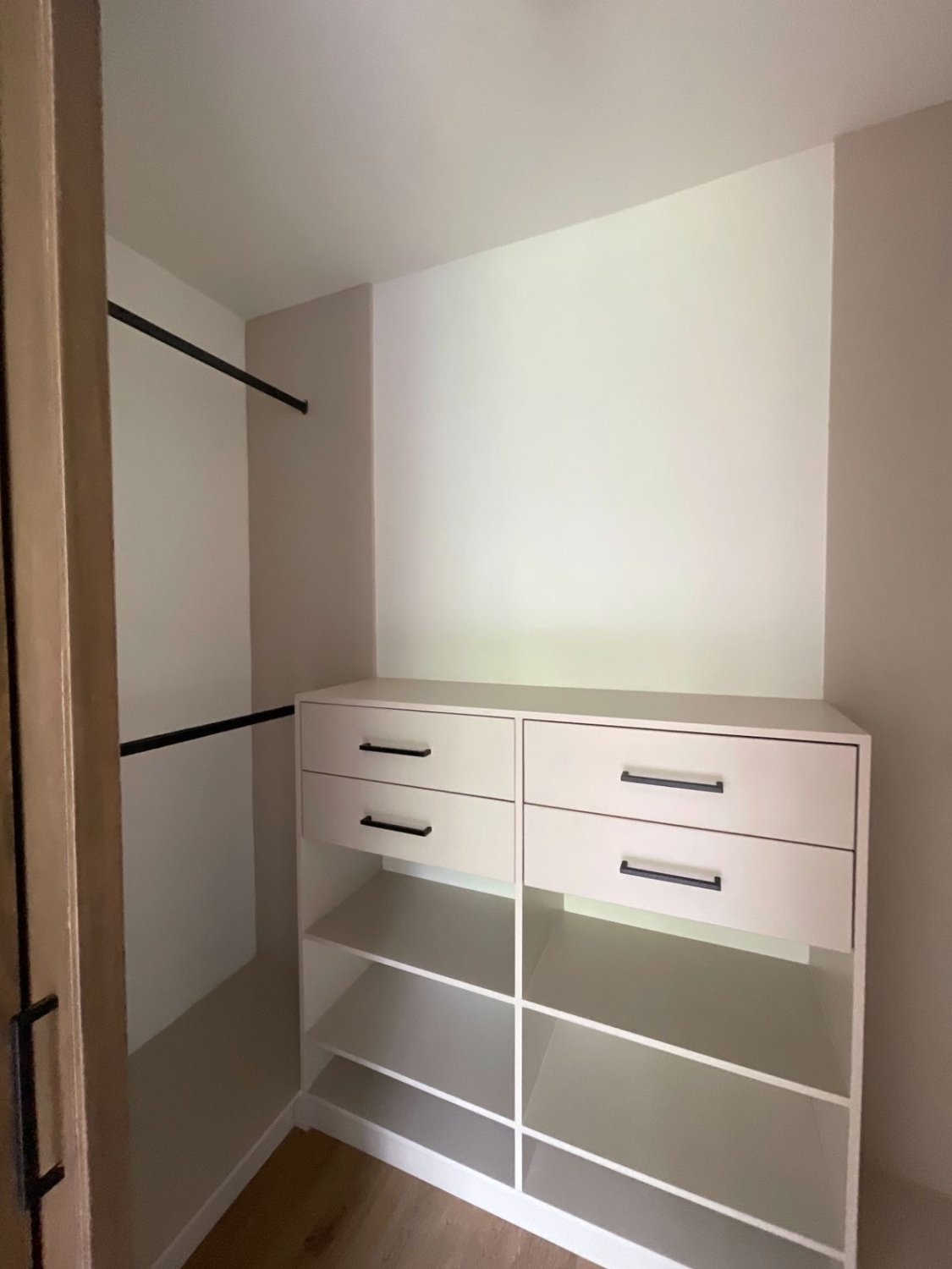 Gran apartamento reformado en Renta Tradicional en el poblado  — 4