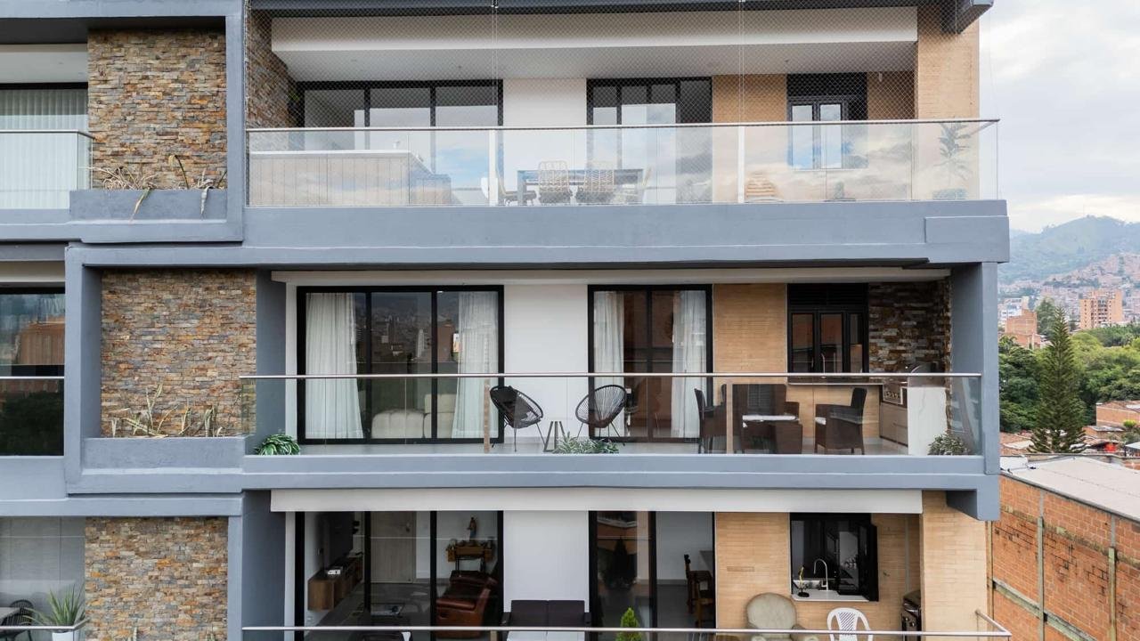 Moderno Apartamento en Laureles - Image 14