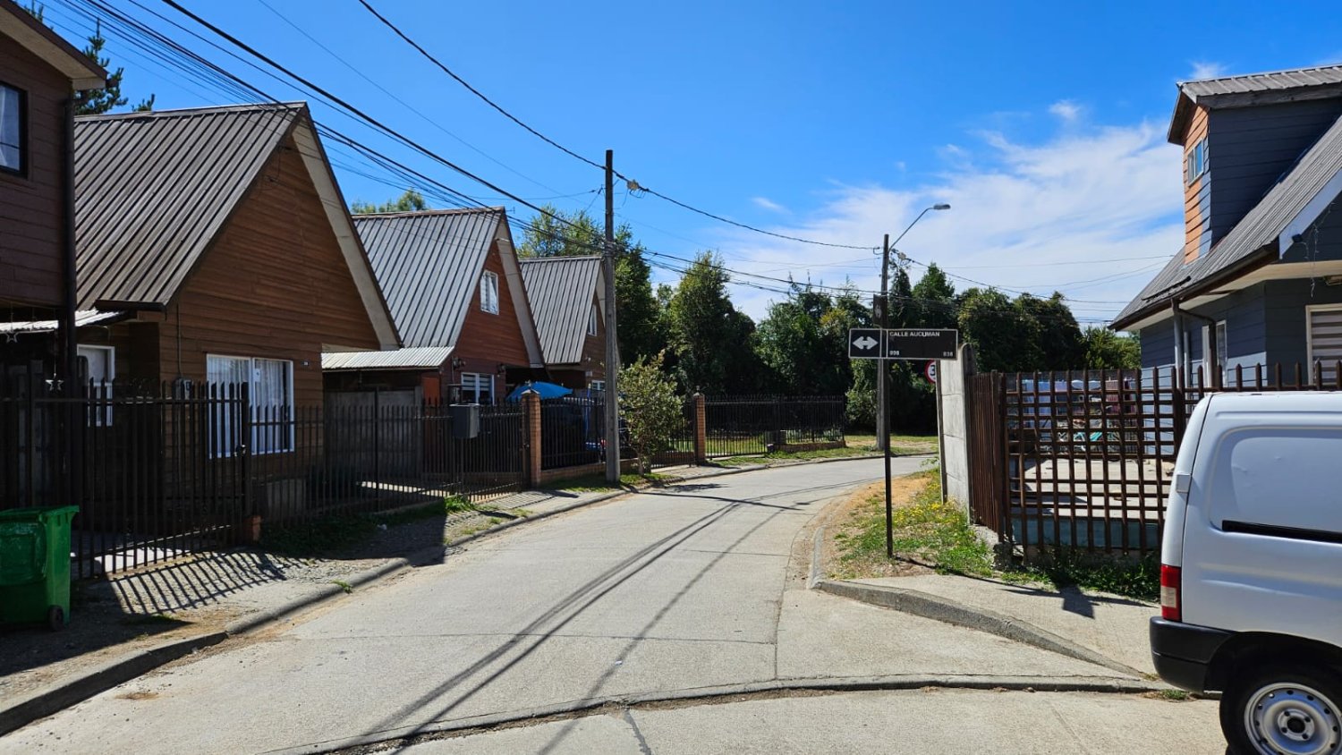 Casa en venta en Villa Galilea, Valdivia  5 dormitorios y 2 baños - Image 2