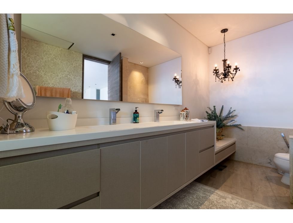 Exclusiva mansión en Renta  Venta en el poblado (Calera) - Image 23