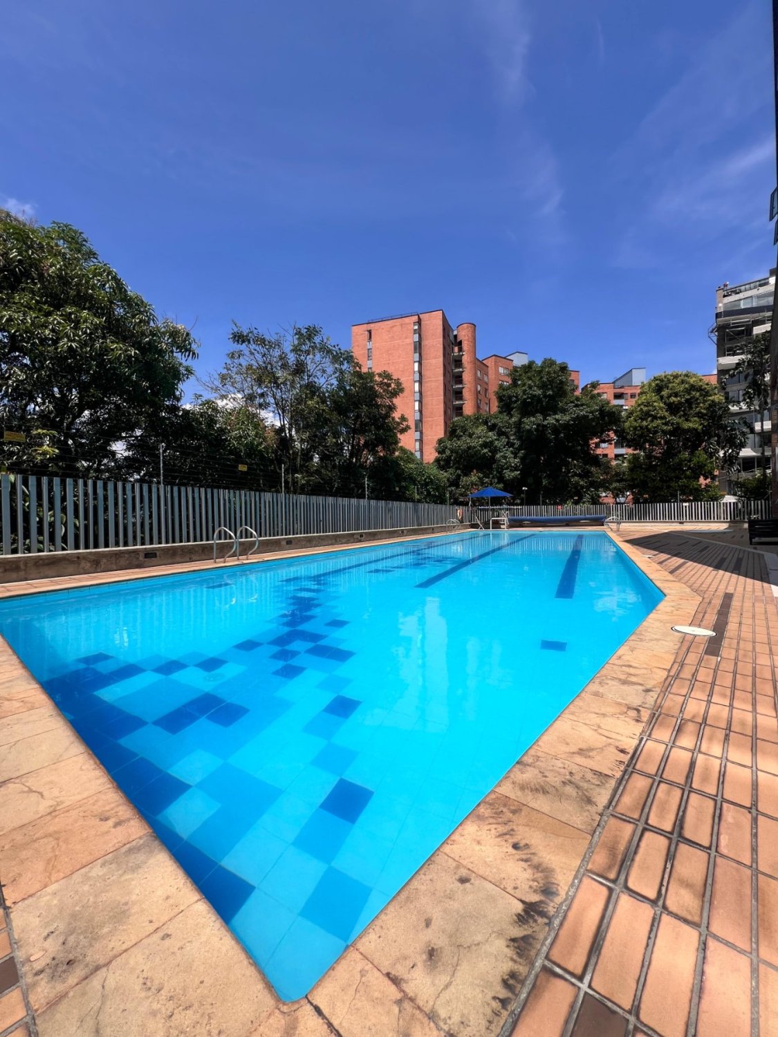 High-Floor Furnished Apartment with Stunning Views – Castropol — 15