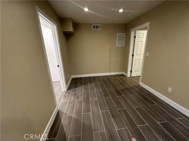 Modern ADU in Arleta  - Image 2