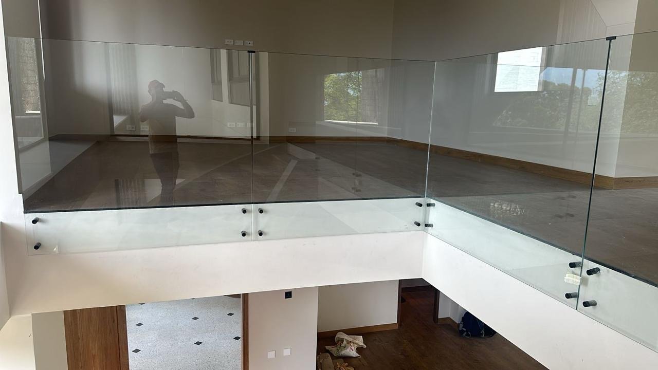 Exclusivo apartamento Remodelado en Venta  - Image 20