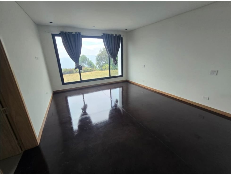 Hermosa casa de un solo nivel en venta en las palmas  — 3