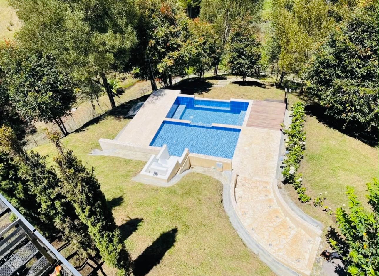 Exclusiva casa Campestre en Renta tradicional en el Retiro  — 7
