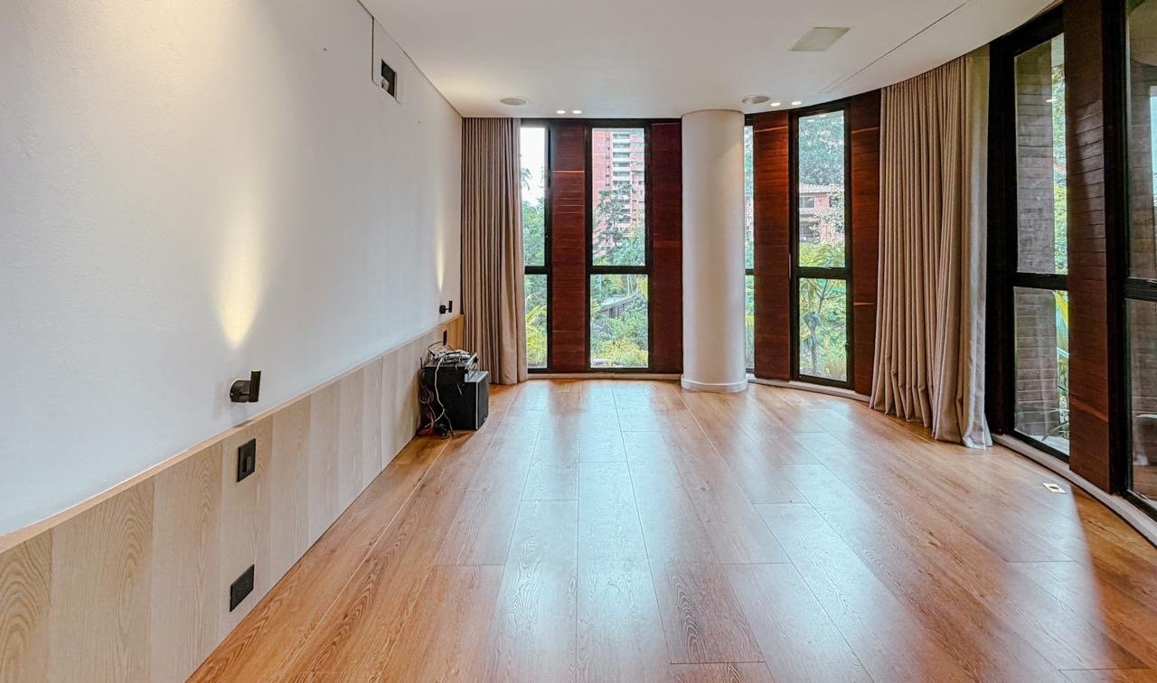 Exclusivo apartamento de lujo tipo Boutique en el poblado en Venta  - Image 14