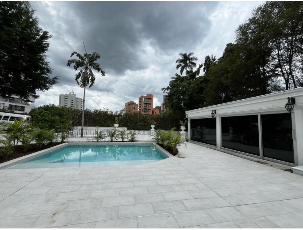 Exclusiva Casa independice en Renta Tradicional en el poblado — 3