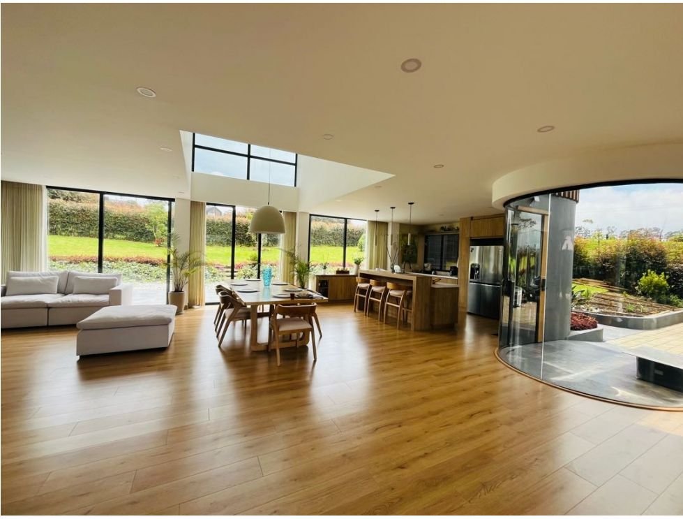 Exclusiva Casa en Renta y Venta . - Image 2