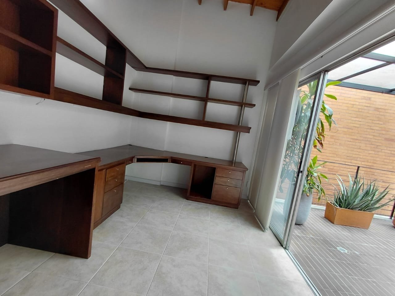 Casa en Renta tradicional con fácil Acceso por las Palmas  - Image 6