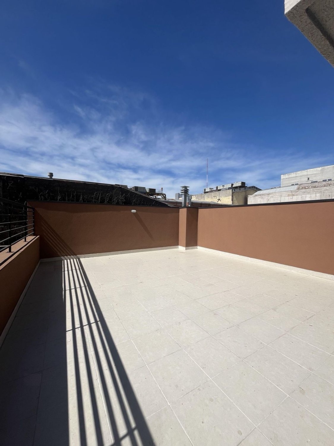 Departamento céntrico con exclusiva Terraza - Image 3