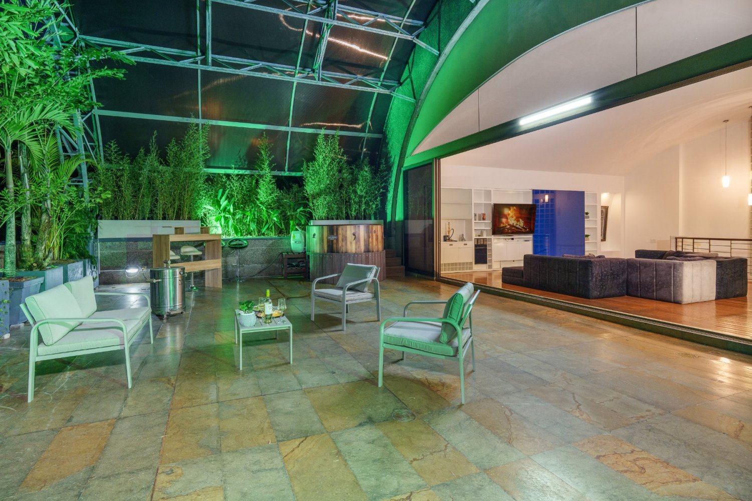 Luxury Apartment for Short-Term Rental – Poblado 3