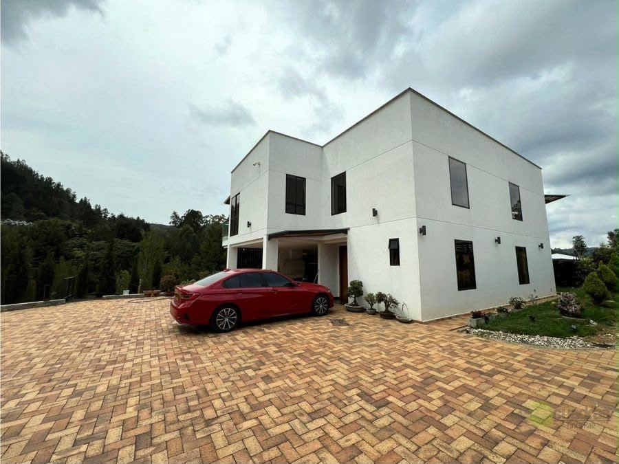 Exclusiva casa Campestre en Renta tradicional en el Retiro  — 2