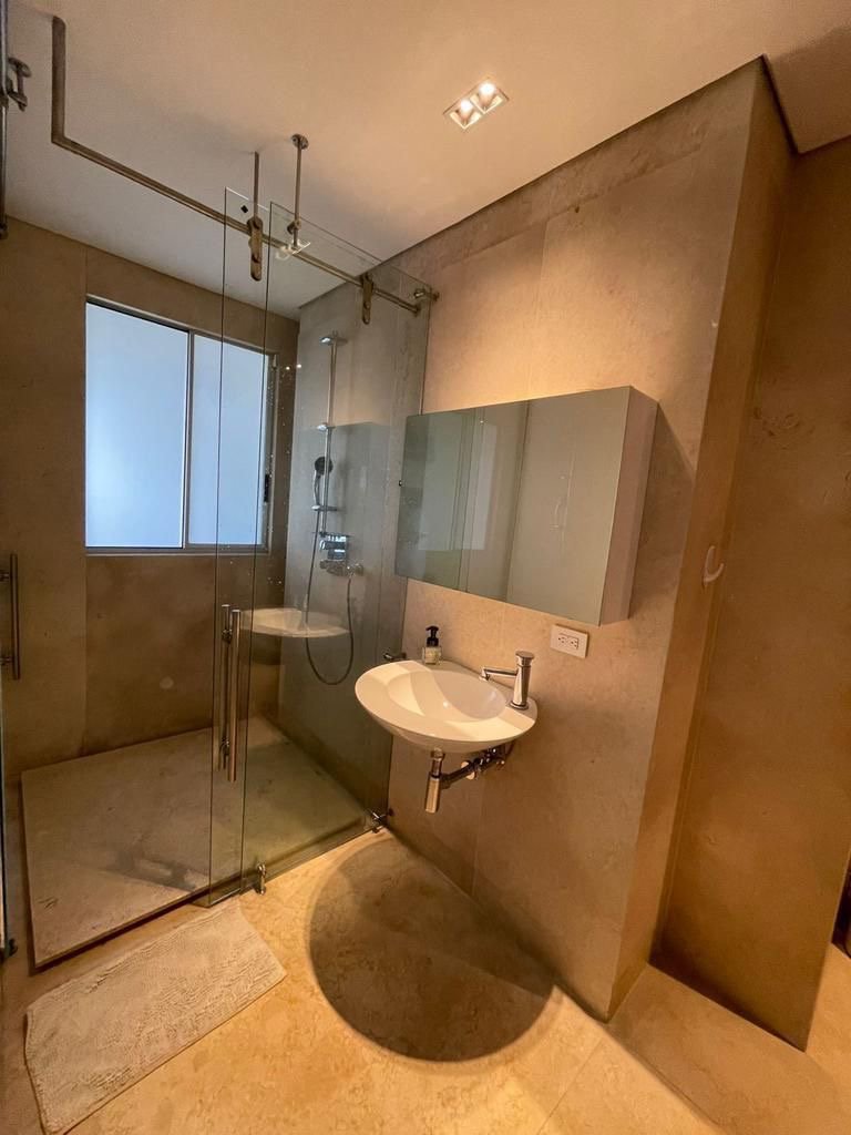 Exclusivo Apartamento de 700 metros en Renta Amoblada  - Image 13