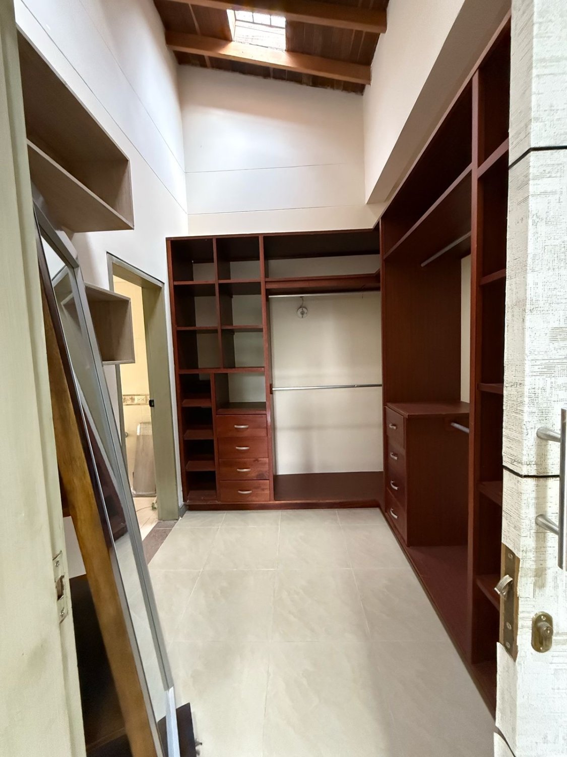 Exclusiva casa amoblada en Venta y Renta en Envigado (Independiente)  — 12