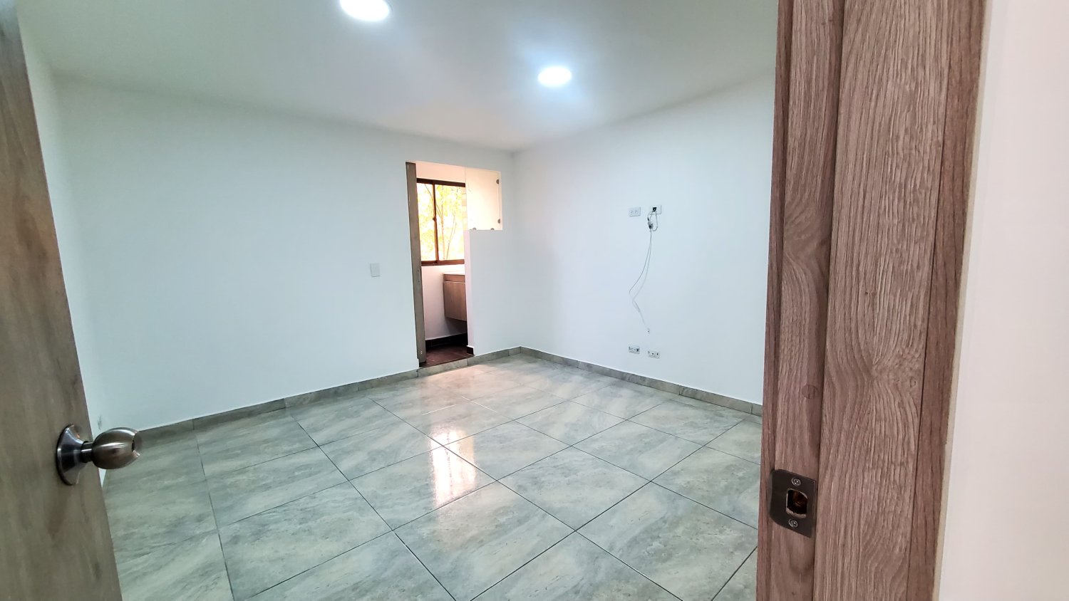 Moderno Apartamento en Laureles Nogal - Image 5