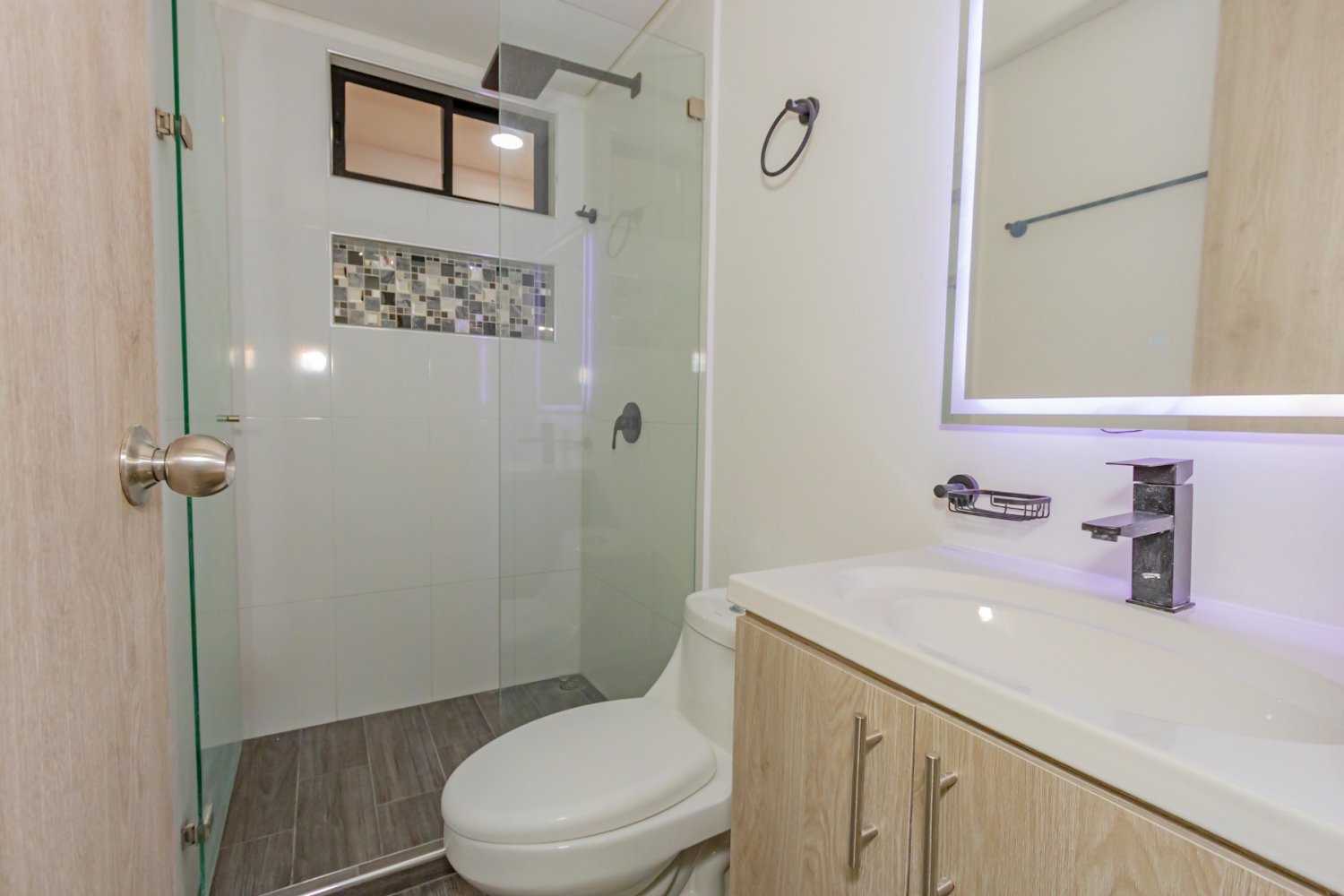 APARTAMENTO EN VENTA CONQUISTADORES  - Image 17