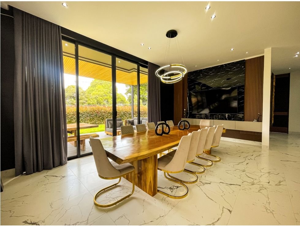 Exclusiva Casa Lujosa en Alto de las palmas  - Image 8