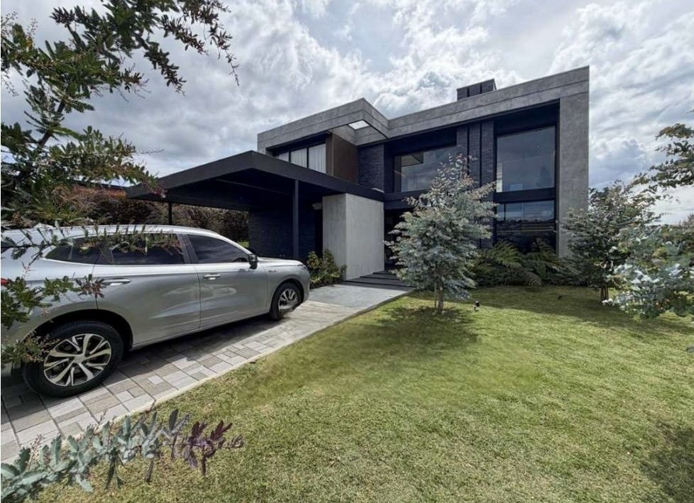 Exclusiva Casa Campestre en Venta en las Palmas  — 4