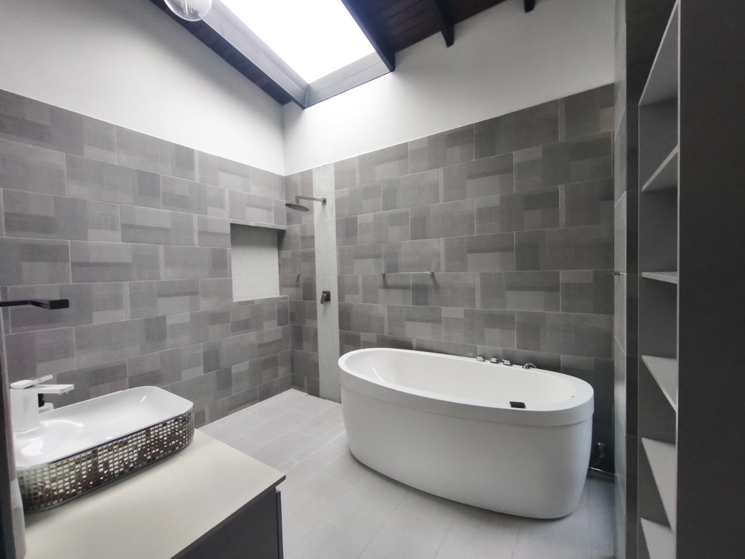 Excludova Casa de lujo en Venta y Renta en el alto de las palmas  - Image 21