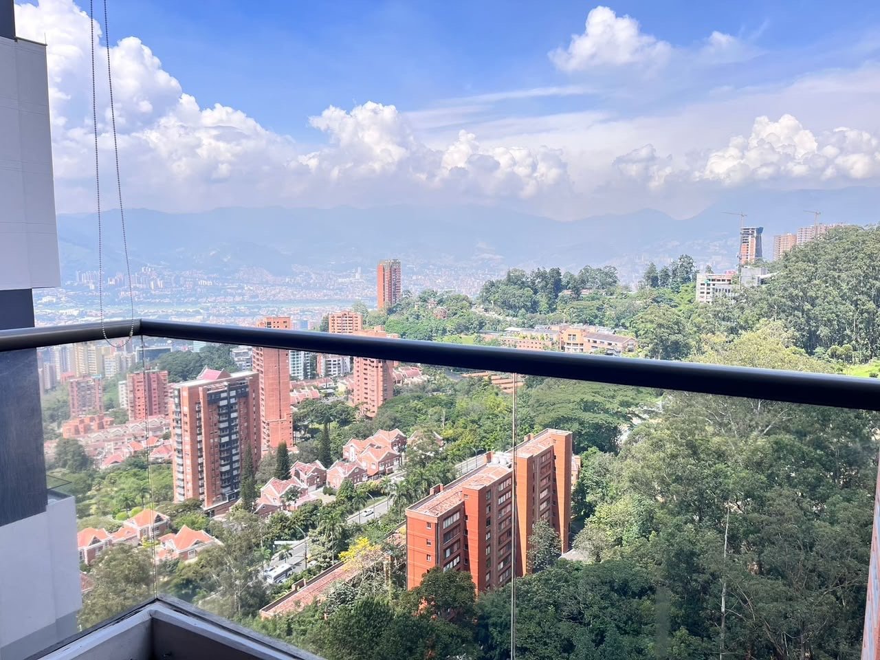 Apartamento en Renta completamente dotado en el sector del poblado (padre Marianito) — 18