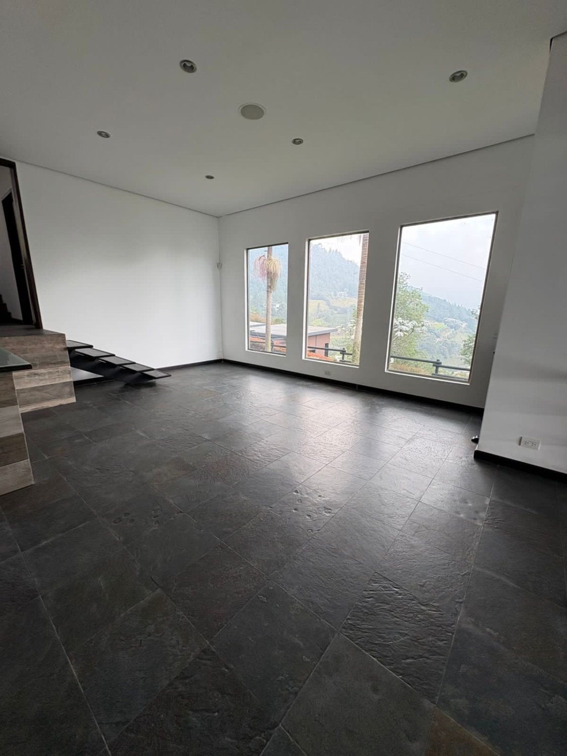 Exclusiva Casa en Renta y Venta en las palmas  - Image 5