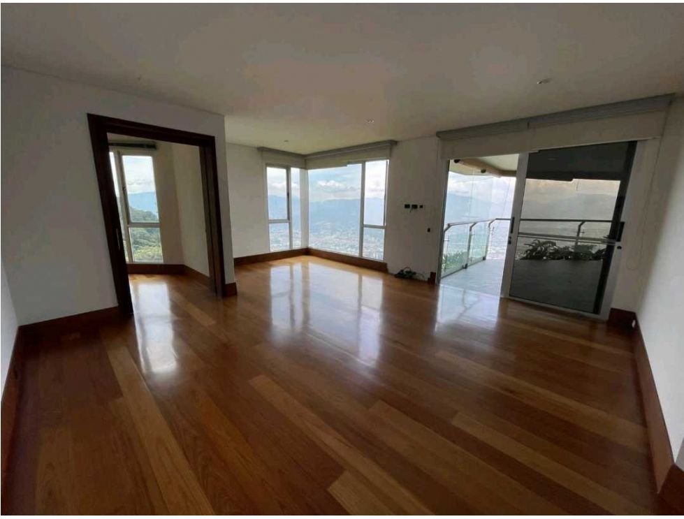 Exclusiva Casa con Vista panorámica ubicada en las palmas  — 3