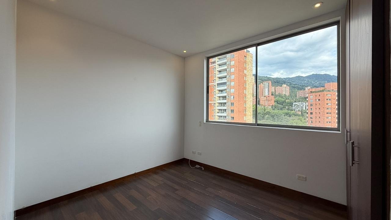 Apartamento duplex en venta en el sector del poblado  — 5