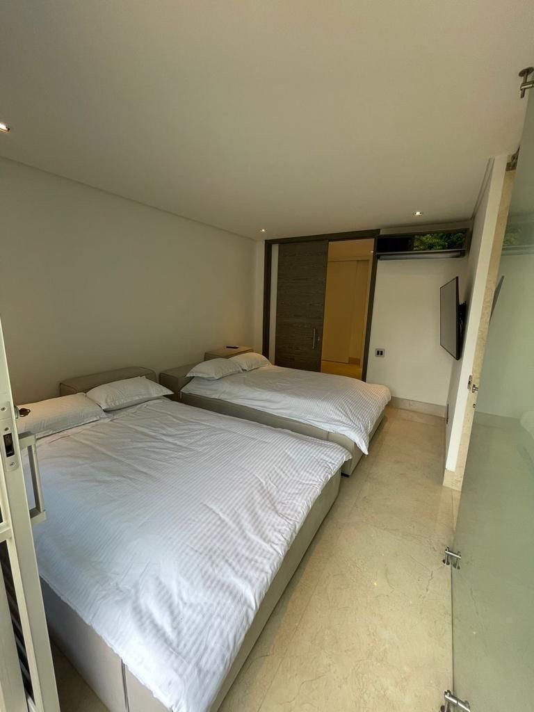 Exclusivo Apartamento de 700 metros en Renta Amoblada  - Image 8