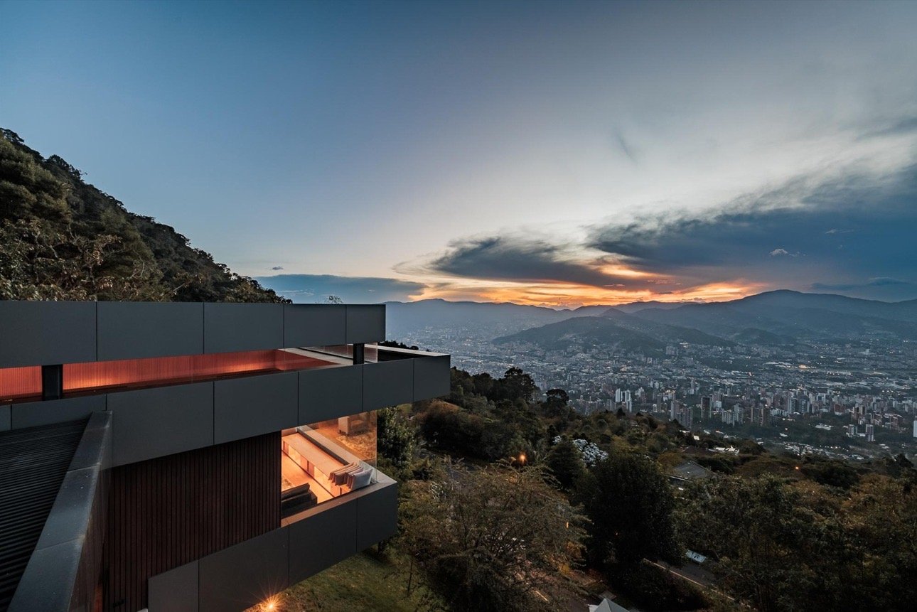 Exclusiva casa de lujo en Venta con la mejor Vista a la ciudad de Medellín  - 7