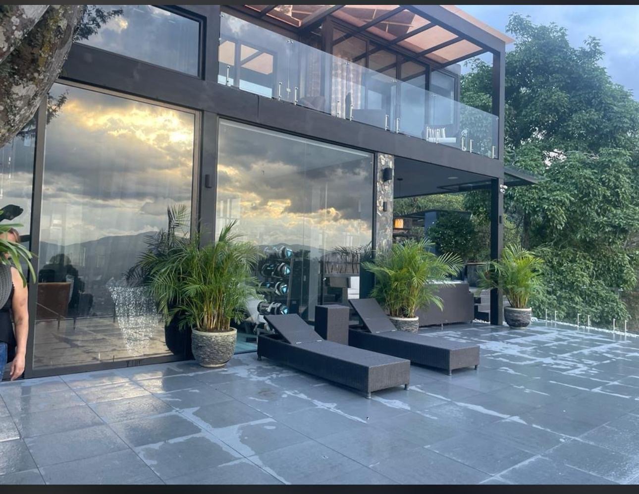 Se renta exclusiva casa en las palmas  - Image 7