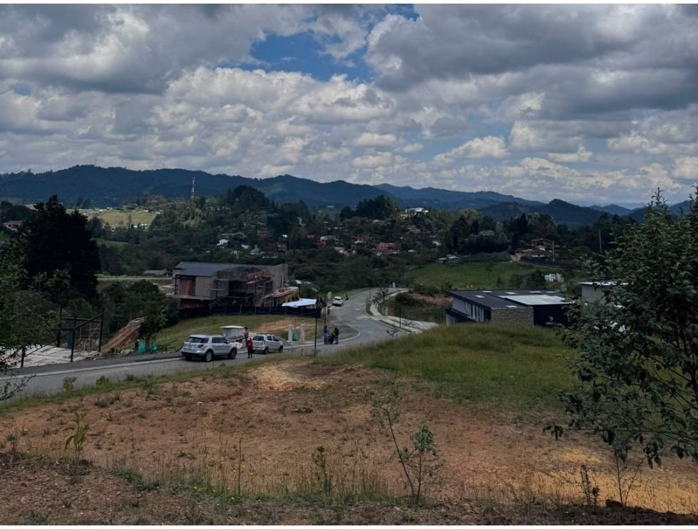 Lote disponible en venta en Vibra alto de las palmas  — 4