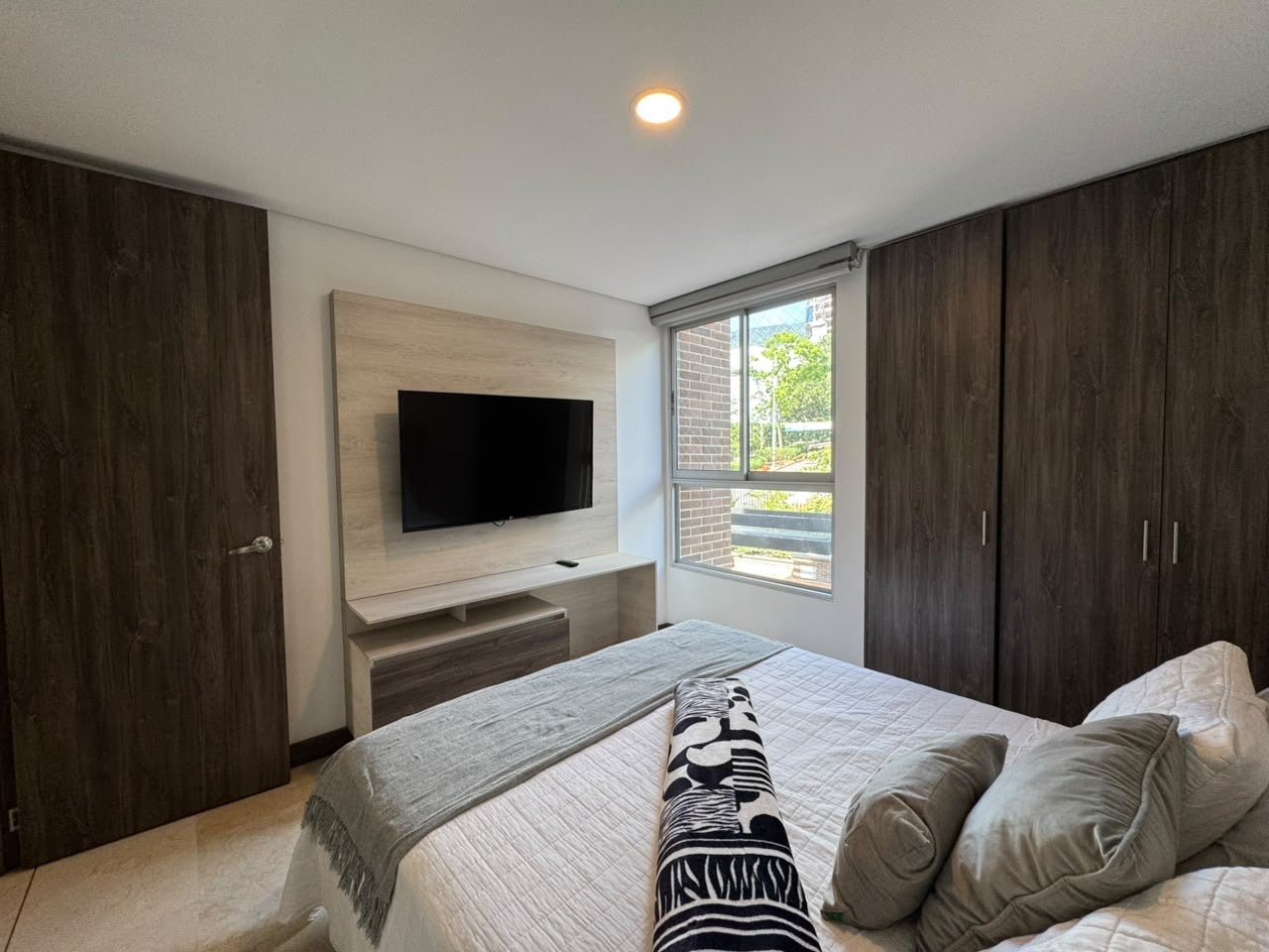 Apartamento completamente dotado en Renta en el sector de milla de oro  — 25