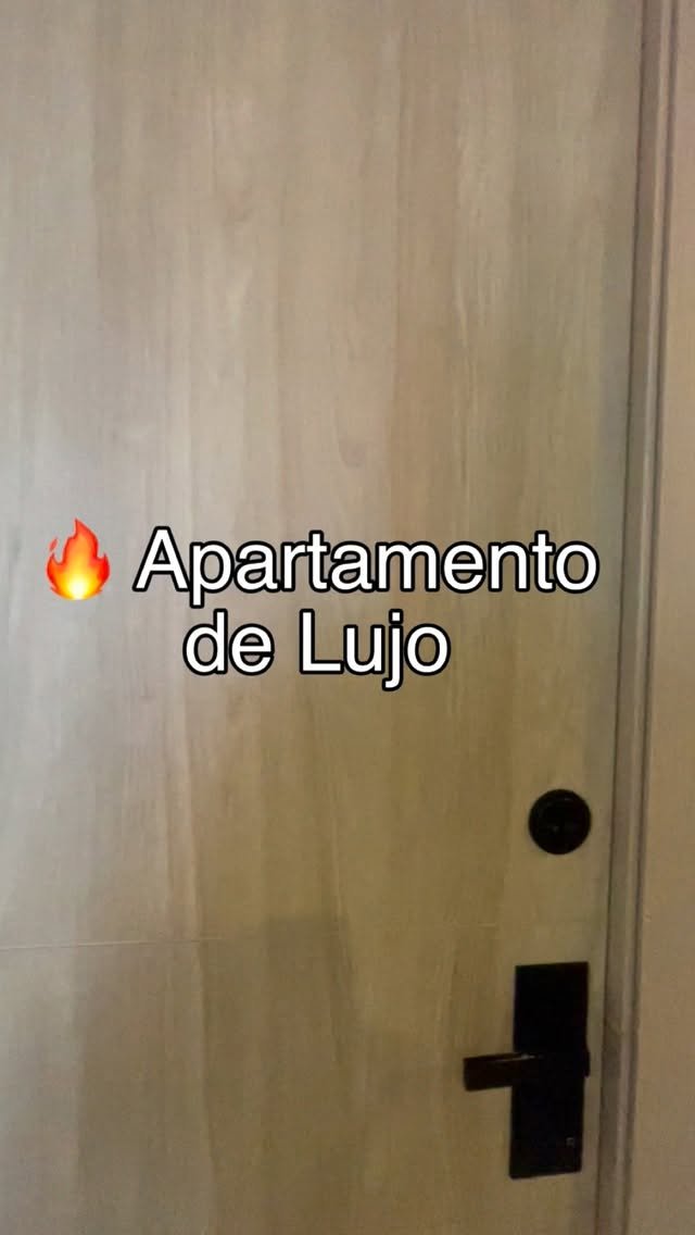Apartamento de Lujo en Arriendo – Edificio Bruxxel - Image 1