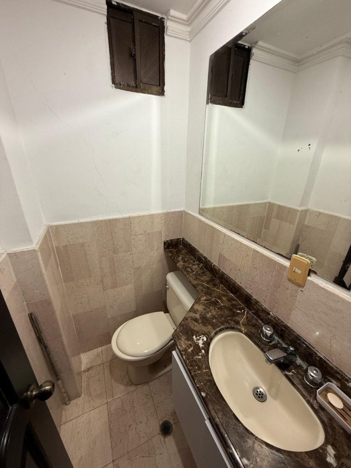 Moderno Apartamento en Altos Deriomar - Image 6