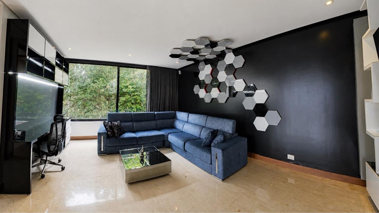 Luxury Villa for Short-Term Rental – Las Palmas, Medellín - 10