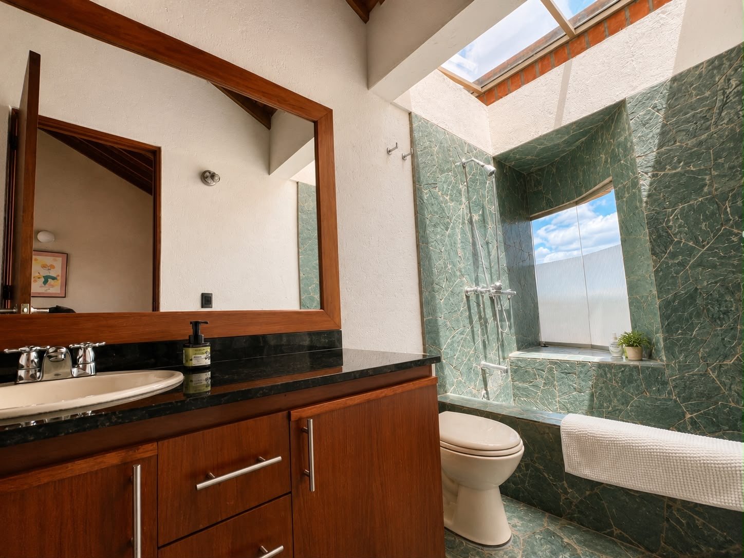 Exclusiva Casa campestre con amplio lote en Venta y renta  — 10