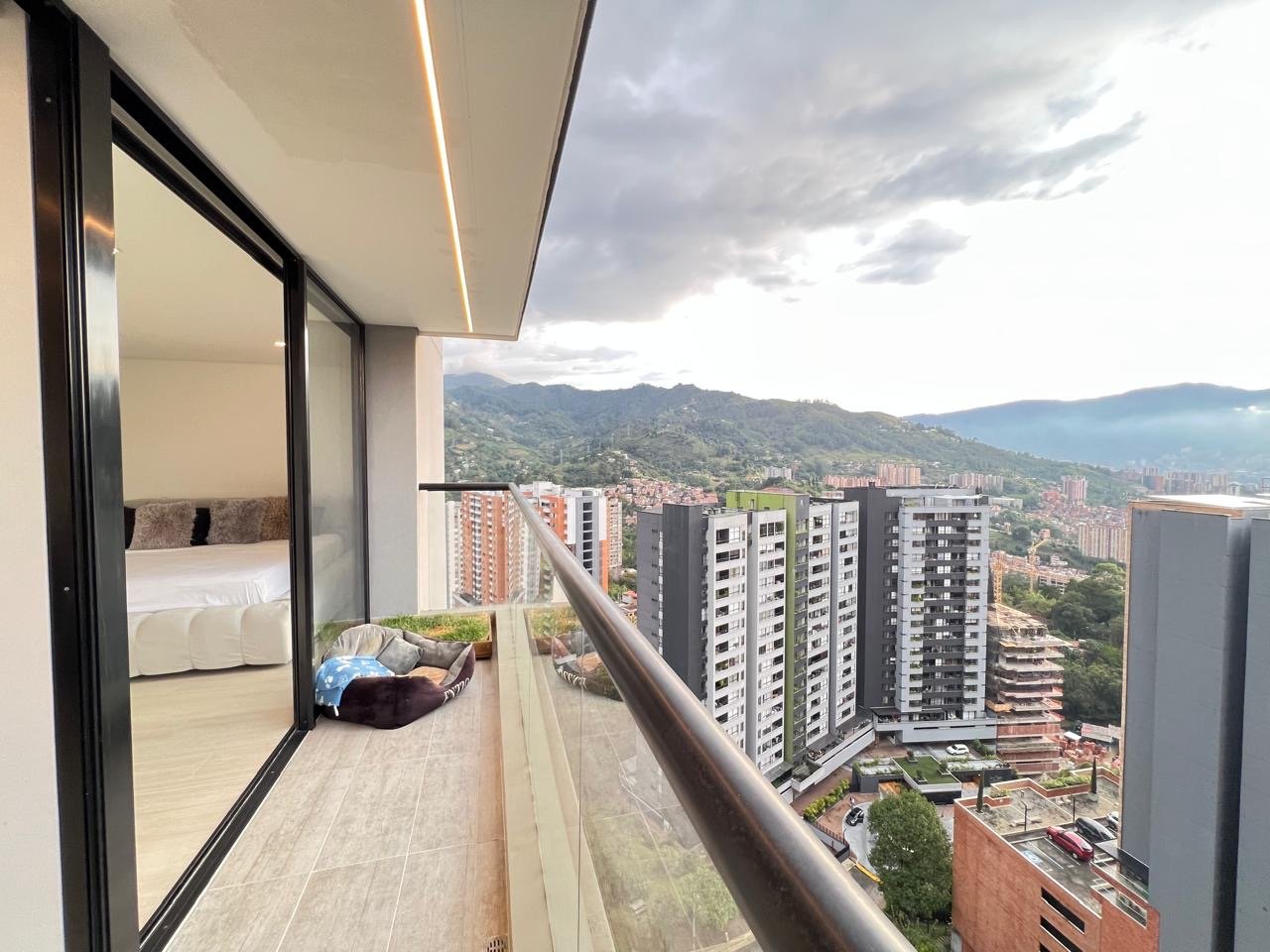 Apartamento Moderno en Envigado - Image 6