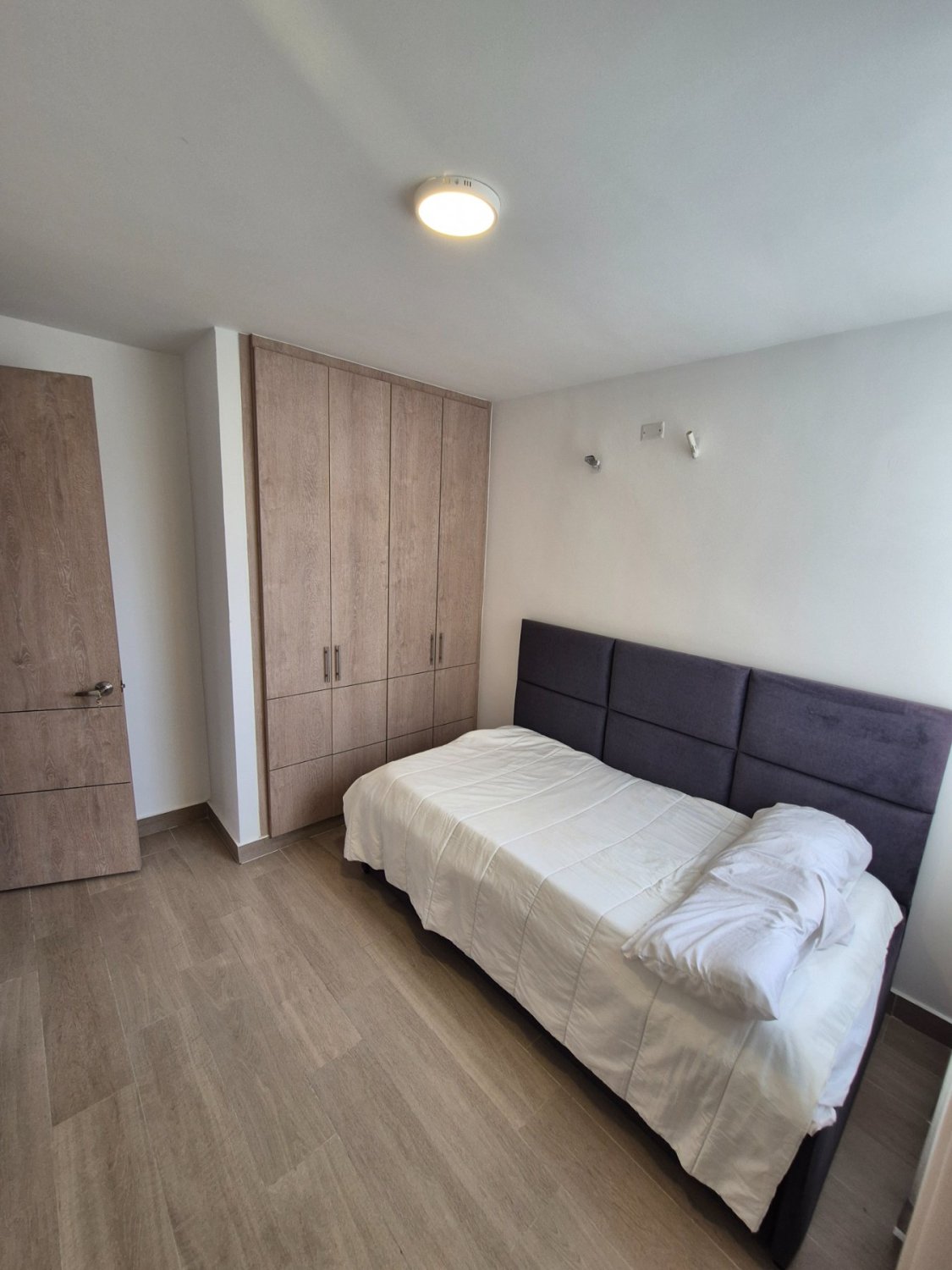 Venta de Apartamento Amoblado en Lago Alto - Image 8