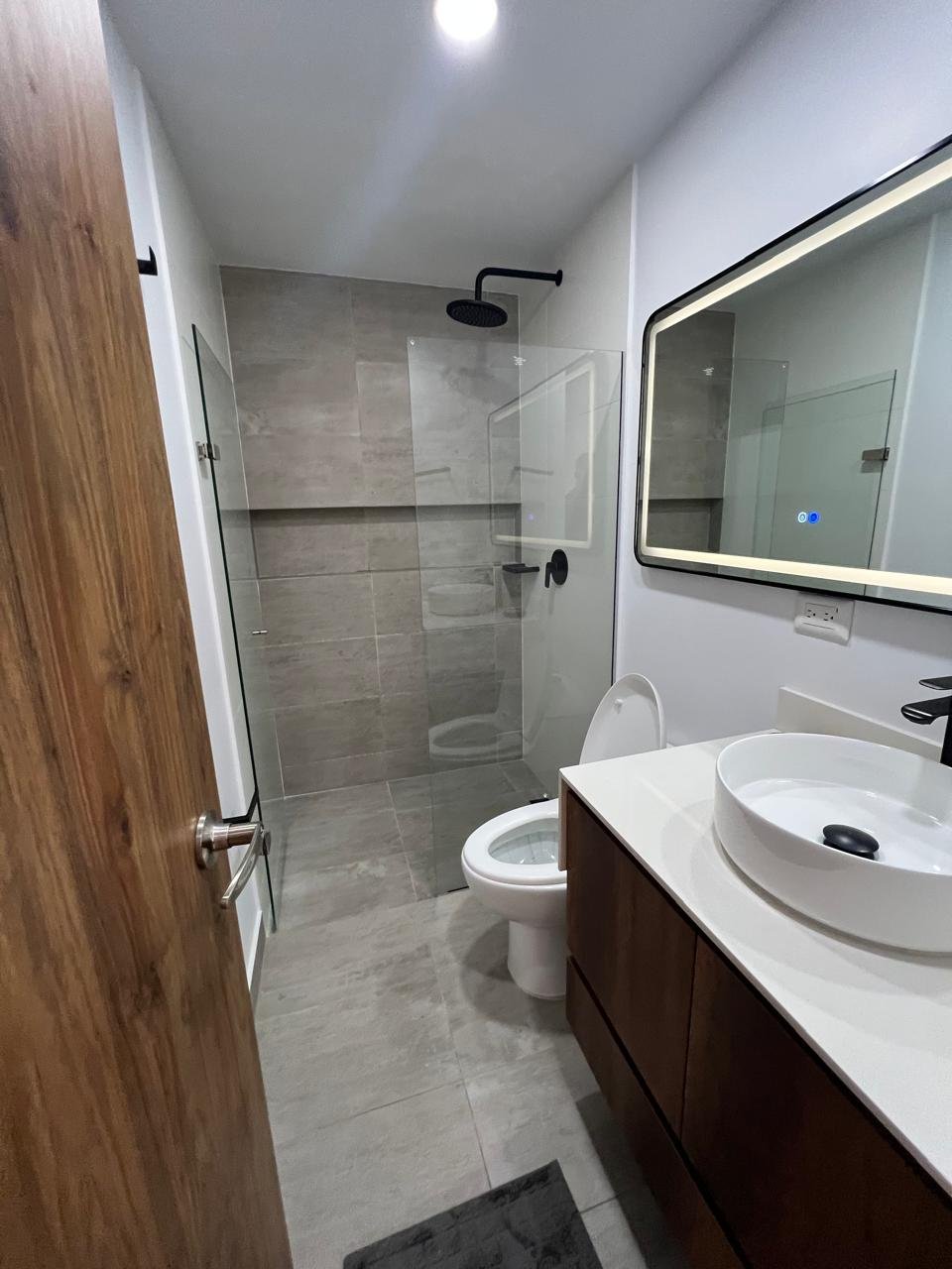 Furnished 3-Bedroom Apartment for Rent – Ciudad del Río, Medellín — 8