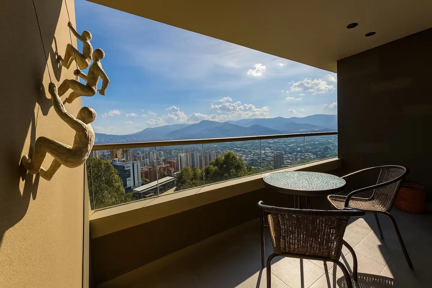 Luxury Apartment for Rent – Country Club, El Poblado - 11