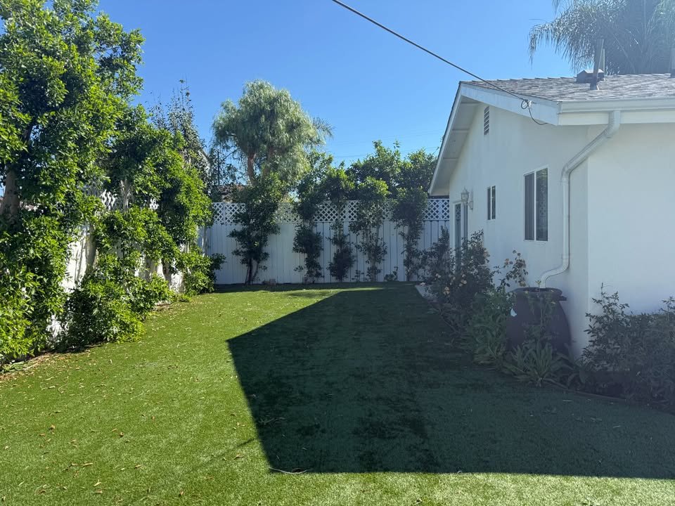 Spacious Reseda ADU - Image 1