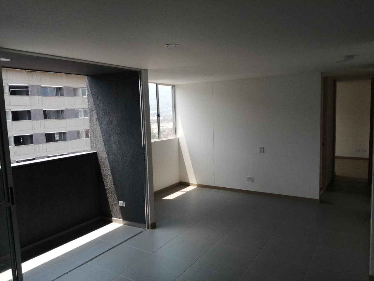 Apartamento en Venta La Guayabal Cerca a el poblado Con Facil acceso por Regional  - Image 8